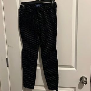black patterned mid rise pixie pants
